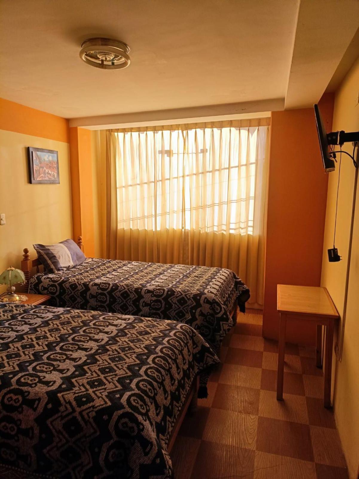 Hostal Vista Al Lago Titicaca Puno Exterior photo