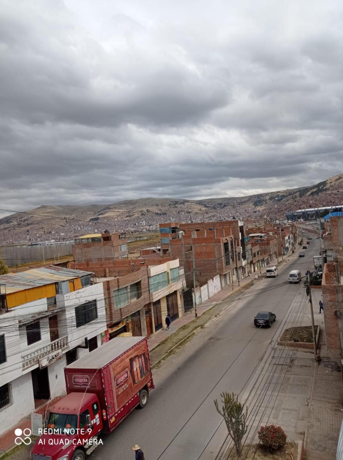 Hostal Vista Al Lago Titicaca Puno Exterior photo