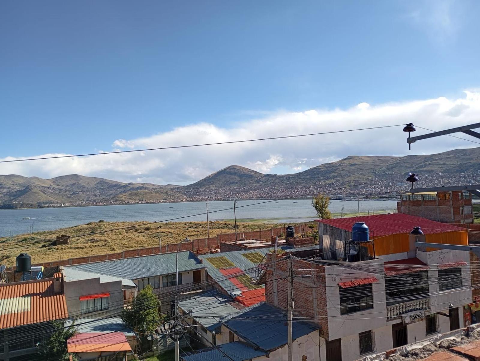 Hostal Vista Al Lago Titicaca Puno Exterior photo